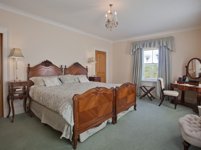 Bedroom 2, West Longridge Manor B&B, Northumberland