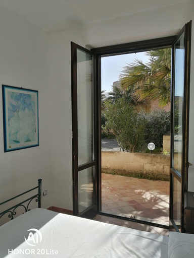 Bedroom 3, Casetta in Centro Paese a 2 Passi Dalla Piazza Matrice, Trapani