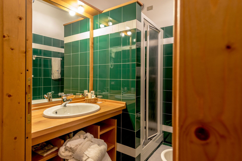 Bathroom 5, Park Hotel Sport, Trento