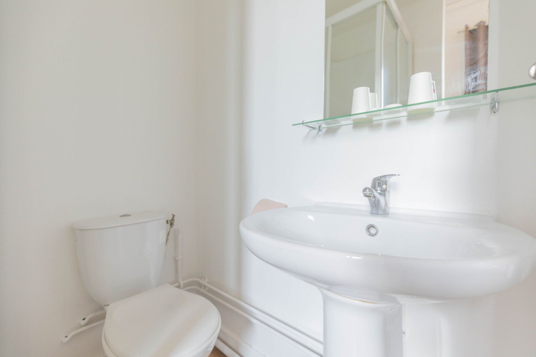 Bathroom 3, Ha Tel Le Paris Brest, Pas-de-Calais