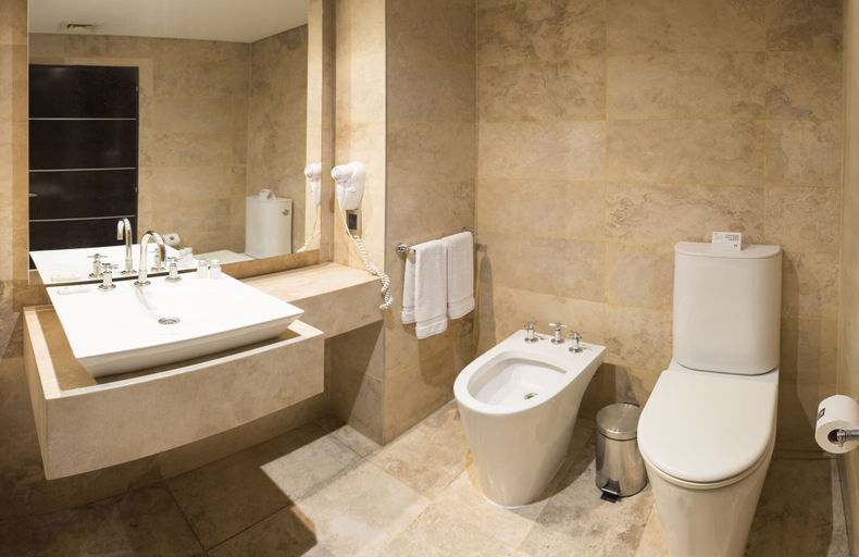 Bathroom 4, Mod Hotels Mendoza, Capital