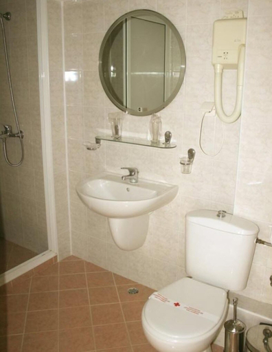 Bathroom 5, Hotel Klisura, Nesebar
