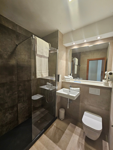Bathroom 4, Hotel YIT Ciudad de Elche, Alicante