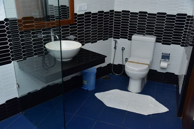 Bathroom 4, Eden Grand, Dambulla