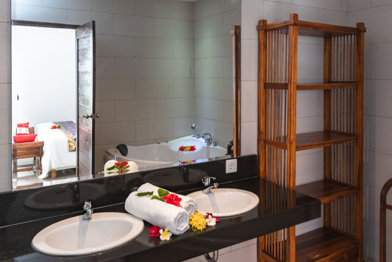 Bathroom 4, Villa Anna, Buleleng