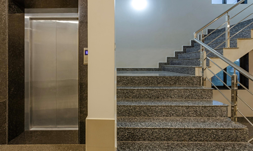Public Area 2, Treebo Oscar, Rajkot