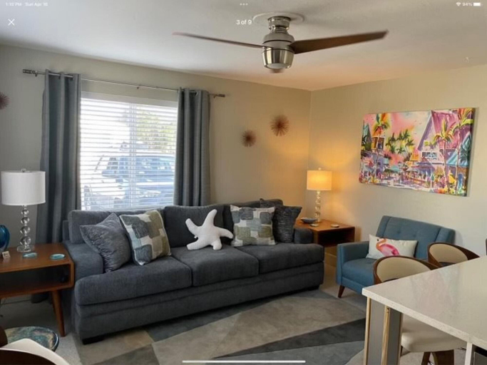 Room 4, The Turtle Nest 6 in Fort Myers Beach, Lee