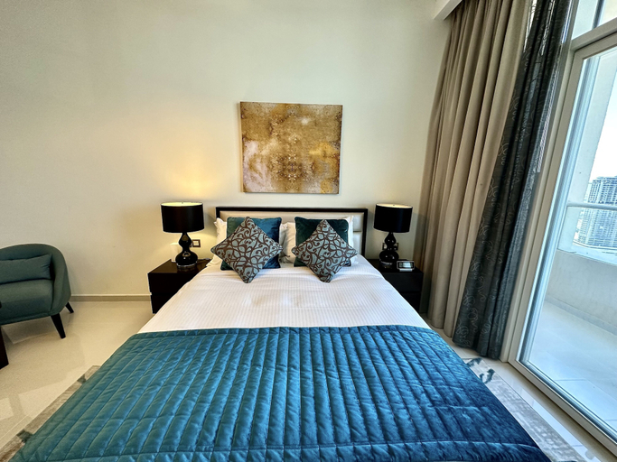 Room 2, LuxBnB Ghalia Jumeirah Village Circle, Dubai