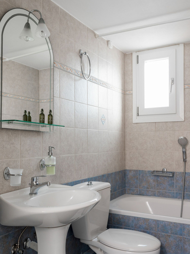 Bathroom 5, Tinos Resort Hotel, South Aegean