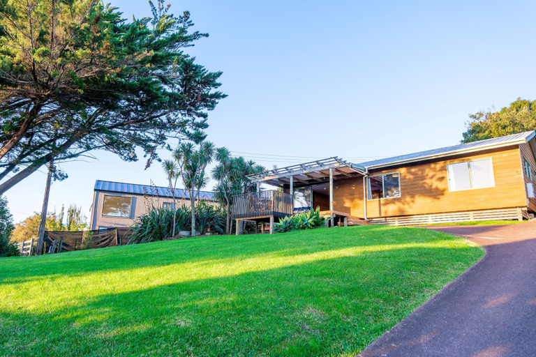 Exterior & Views, Moa Cottage in Oneroa Village, Auckland