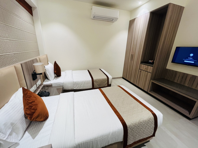 Bedroom 3, HOTEL THE ROYAL VISTA, Varanasi
