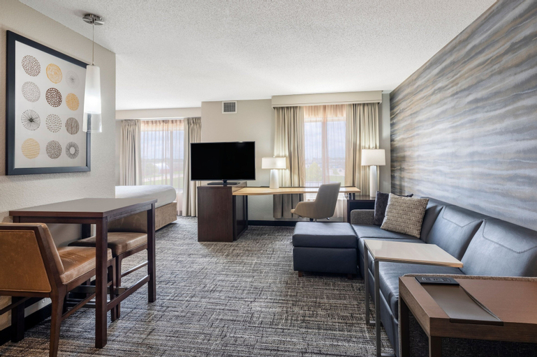 Bedroom 3, Residence Inn Bloomington, McLean