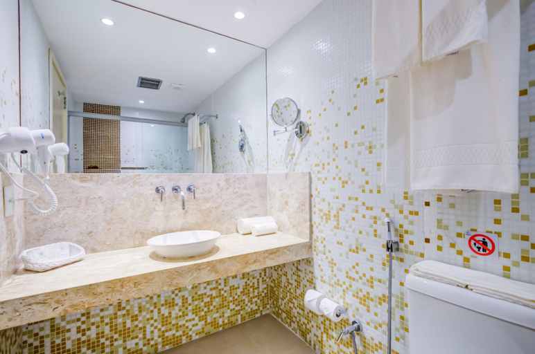Bathroom 4, Rio Design Copacabana Hotel, Rio de Janeiro