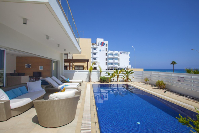 Others 5, Villa Zinnia in Paralimni