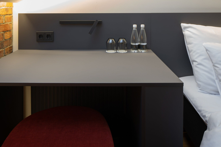 Others 5, Dunten Hotel, Tallinn