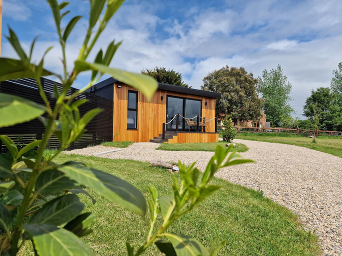 Exterior & Views 1, TT Lodges, Stockton-on-Tees