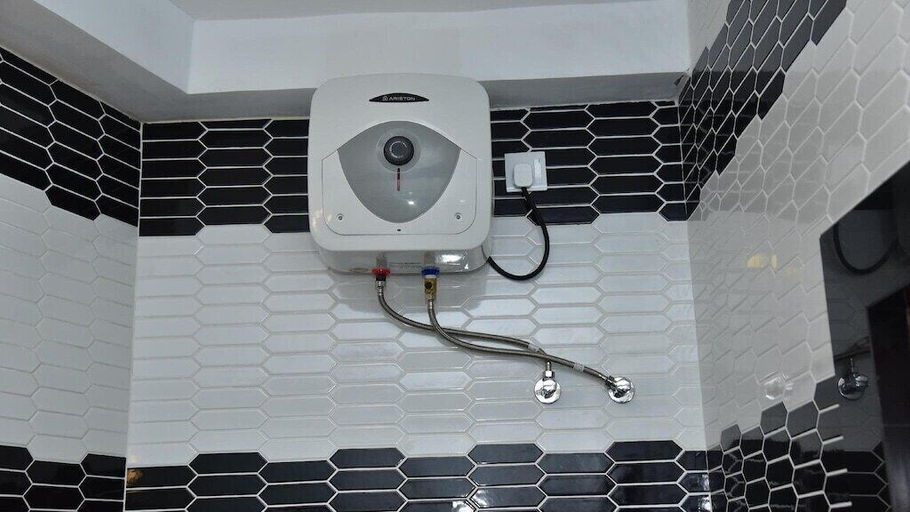 Bathroom 4, Eden Grand, Dambulla