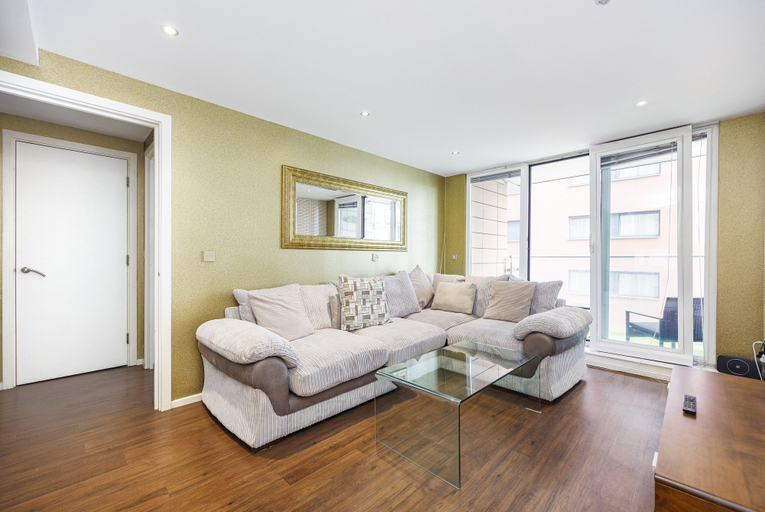 Others 4, Galore Abode One Bed Apartment, London