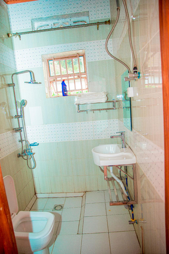 Bathroom 4, LEISURE INN, Musanze