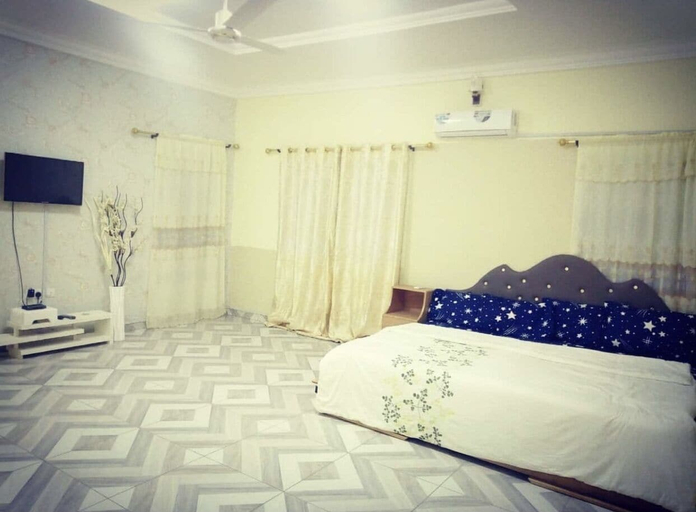 Bedroom 2, Accra Royal Hotel, Accra