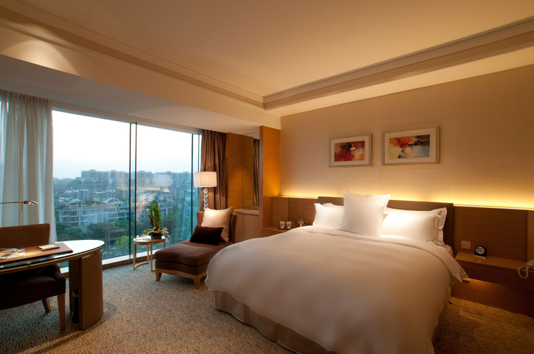 Bedroom 4, Millennium Hotel Chengdu, Chengdu