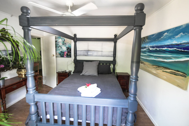 Bedroom 2, Jaspers Apartments, Byron