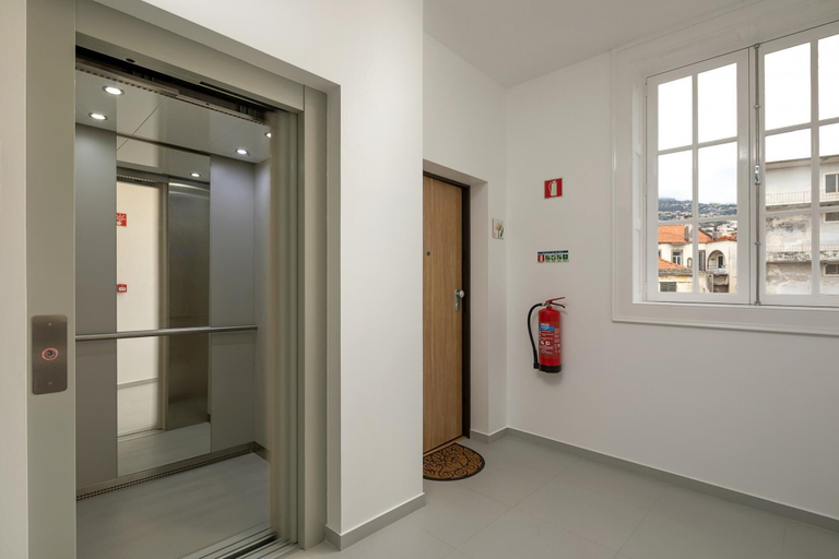 Room 5, Ribeira das Casas Apt 3F by Homie, Funchal
