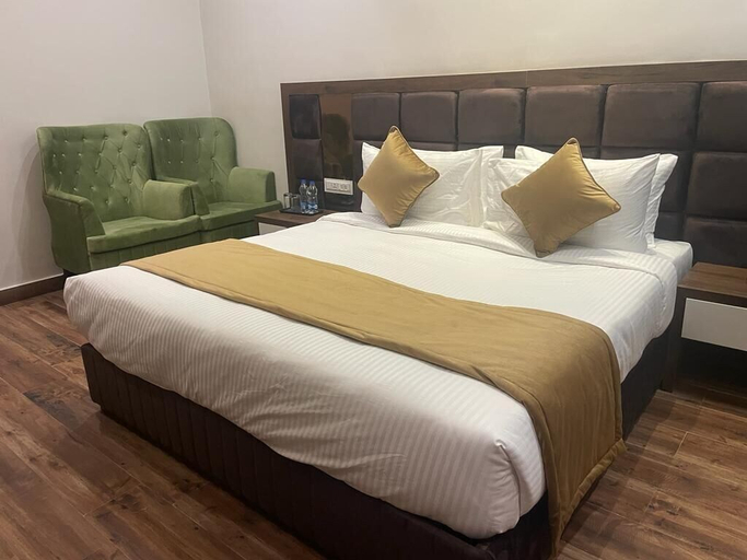 Bedroom 3, The Signate Royale, Bathinda