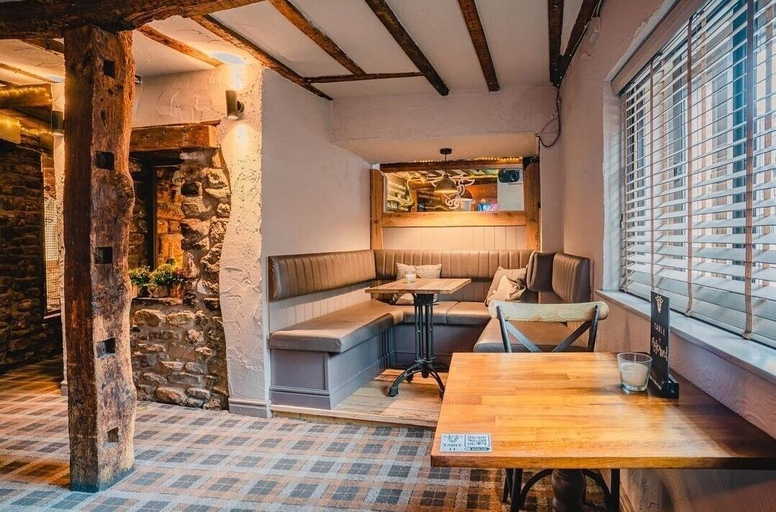 Others 5, Lovely 1-bed Loft in Newport, Newport