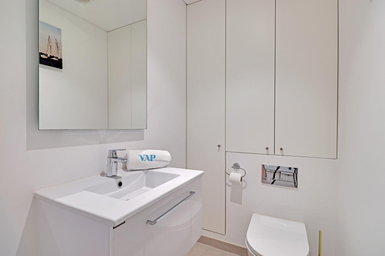 Bathroom 4, Andiamo Apartment in Vilamoura, Loulé