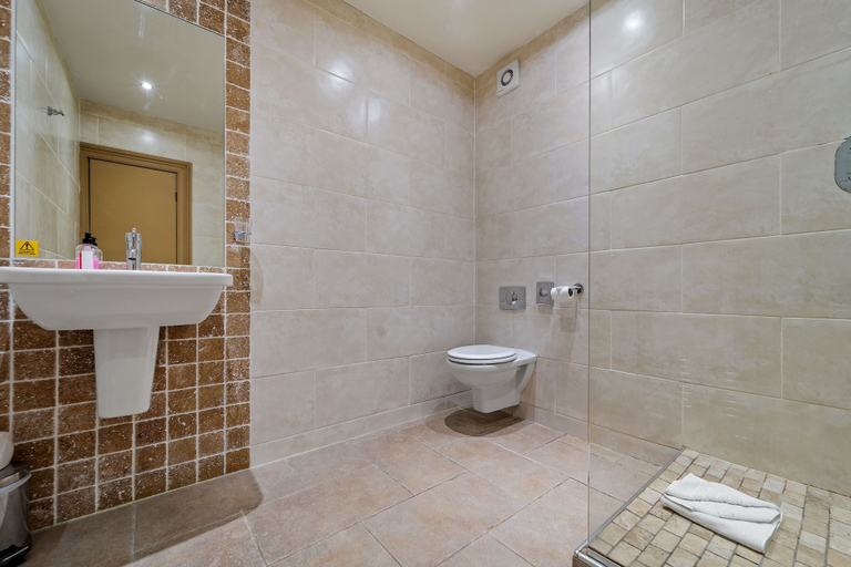 Bathroom 5, The Rutland Hotel, Sheffield
