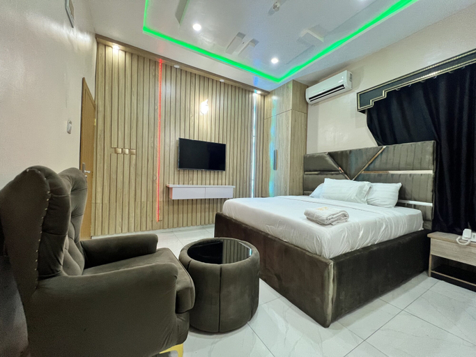 Bedroom 2, Clique Court Hotel & Suite, Udu
