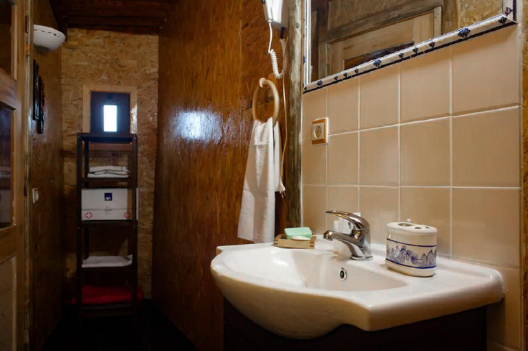 Bathroom 5, Casas Maravilha - Cabana by Homie, Calheta