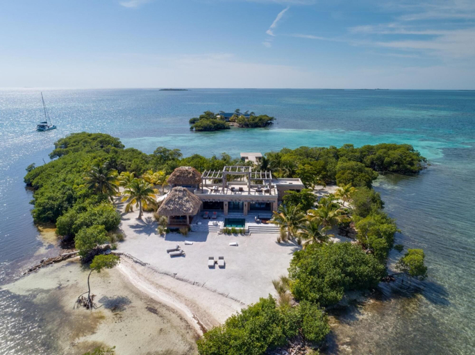 Room 4, Gladden Caye Private Island Resort, Puerto Cortés