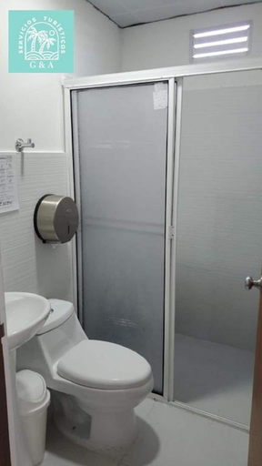 Bathroom 5, POSADA SHANG GIOVYS, San Andrés