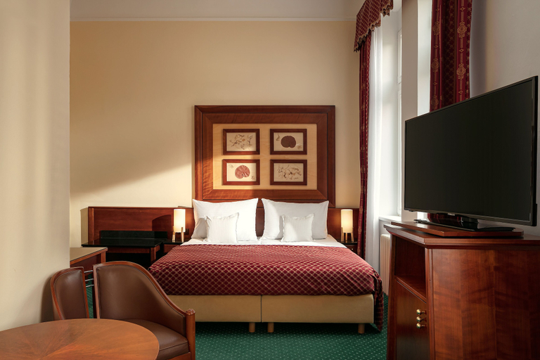 Bedroom 3, Villa Smetana Spa & Wellness Resort, Karlovy Vary