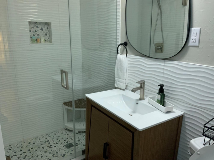 Room 5, The Turtle Nest 6 in Fort Myers Beach, Lee