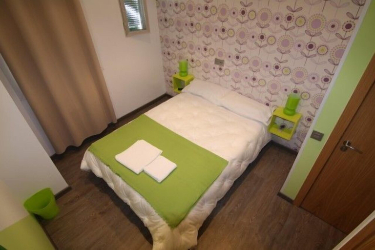 Bedroom 4, Hostal Abril, Madrid