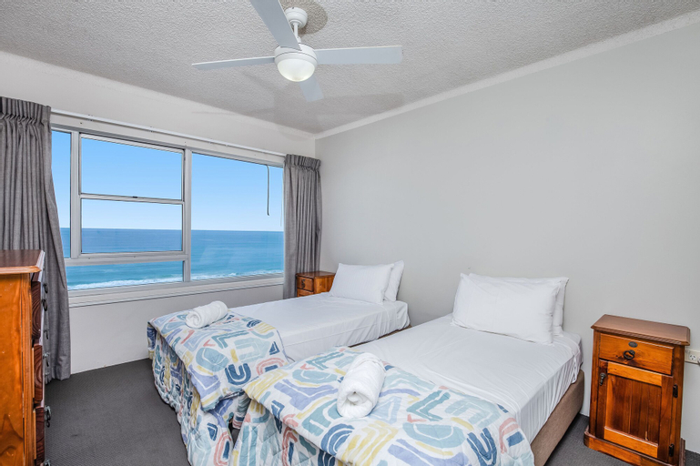 Bedroom 18