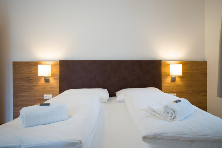 Bedroom 3, Lake View Suites Villa Julia - Terrace Suite, Zell am See