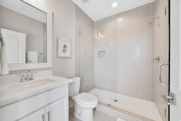 Bathroom 4, Fresh Air, Baldwin