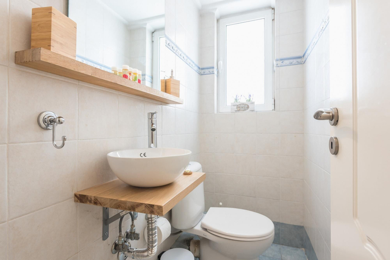Room 5, Luxury and Spacious apt for 8 Guests New Features April 2025, Attica