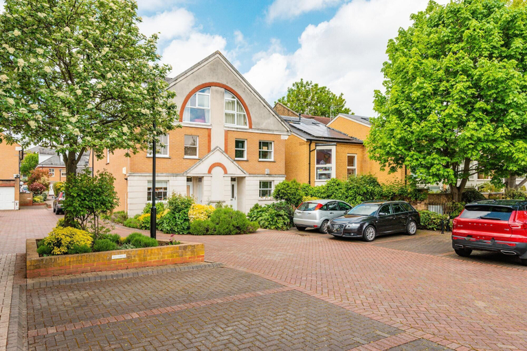 Exterior & Views 2, Putney Perfection, London