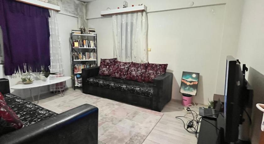 Others, Golbasında rahat bir oda, Gölbaşı