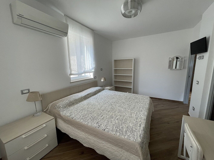 Bedroom 2, Holiday Rooms La Campagnetta, Savona