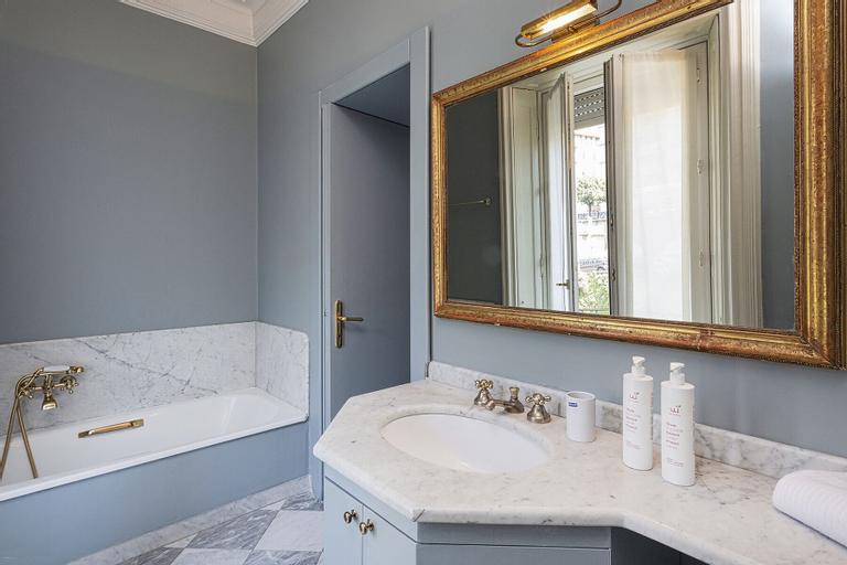 Bedroom 5, The Liberty Rooftop Terrace By Wonderful Italy, Genova