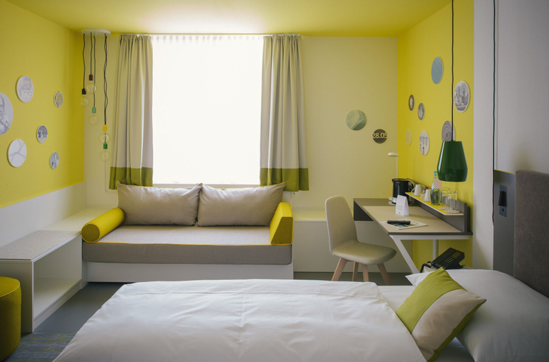 Bedroom 14