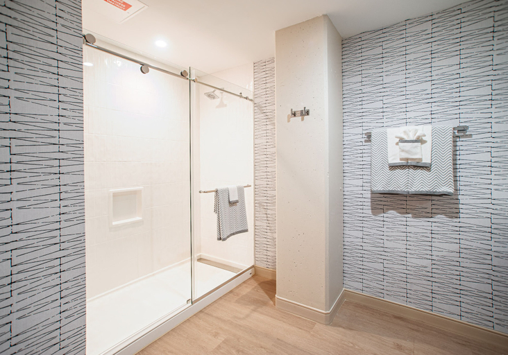 Bathroom 4, Cambria Hotel Austin Downtown, Travis