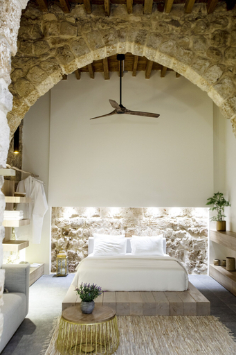 Bedroom 3, Akotika Boutique