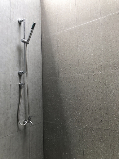 Bathroom 4, Tides Dhigurah